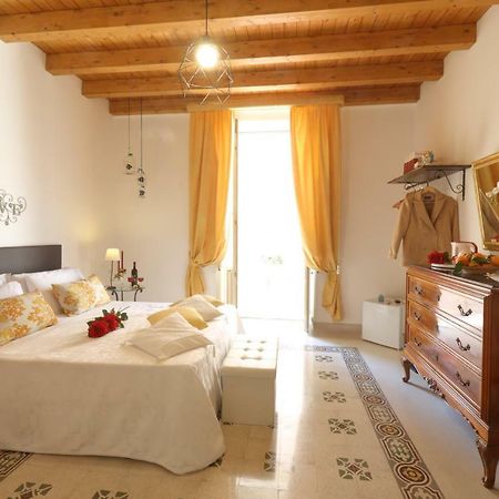 "Suliscenti" Dimora Siciliana B&B Авола Экстерьер фото