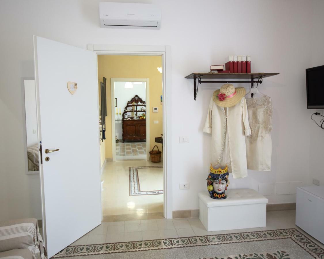 "Suliscenti" Dimora Siciliana B&B Авола Экстерьер фото