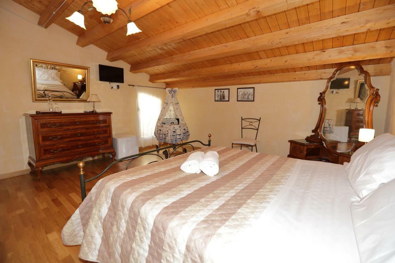 "Suliscenti" Dimora Siciliana B&B Авола Экстерьер фото