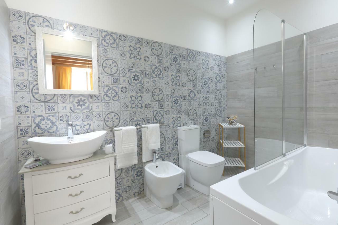 "Suliscenti" Dimora Siciliana B&B Авола Экстерьер фото